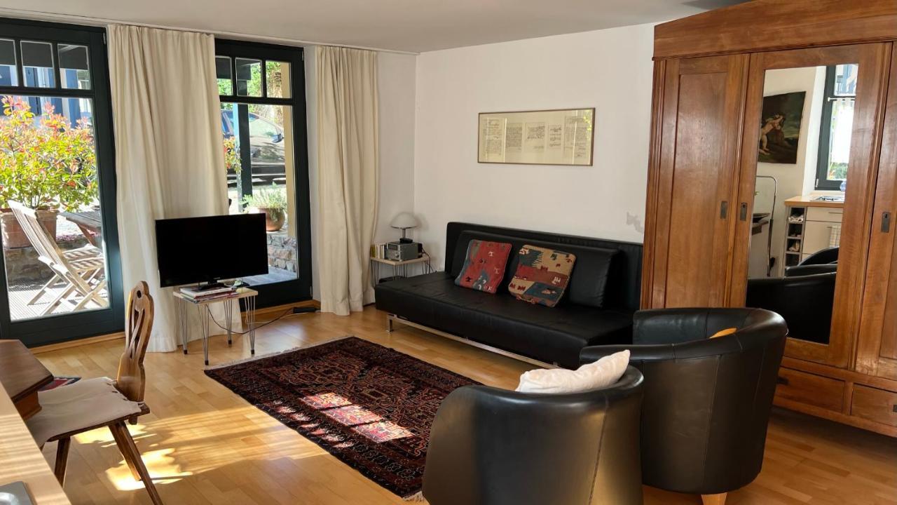 Ferienwohnung Im Stadionischem Hof Walluf Luaran gambar