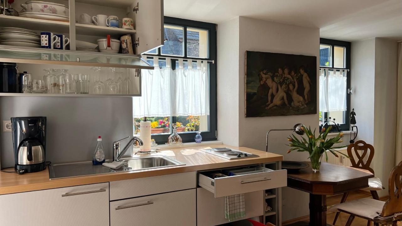 Ferienwohnung Im Stadionischem Hof Walluf Luaran gambar