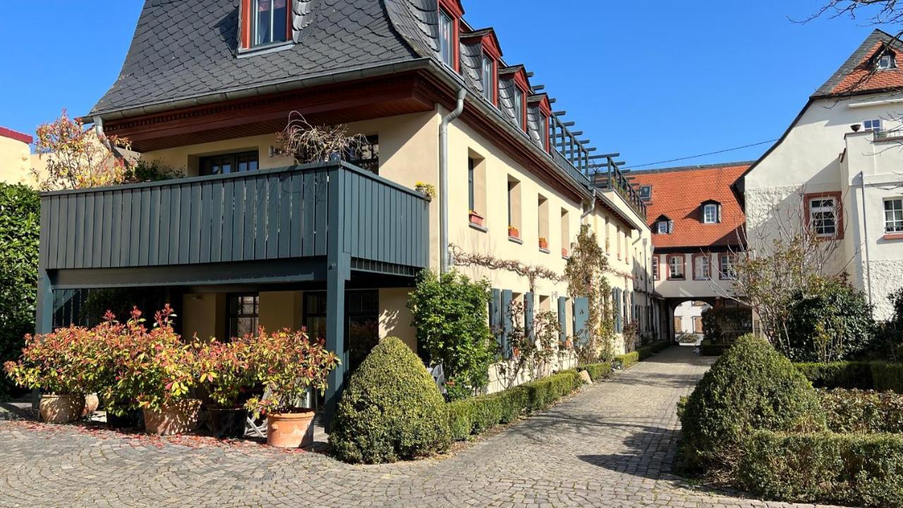 Ferienwohnung Im Stadionischem Hof Walluf Luaran gambar