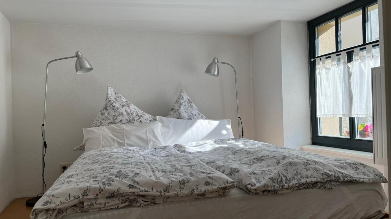 Ferienwohnung Im Stadionischem Hof Walluf Luaran gambar
